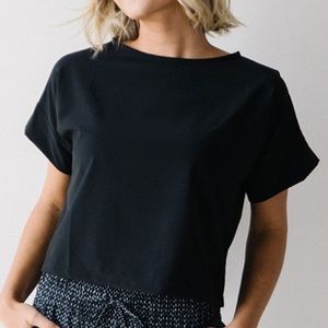 Albion Fit Black Boss Crop